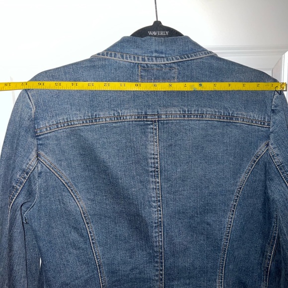 Gently Used - Picture 4 of 6